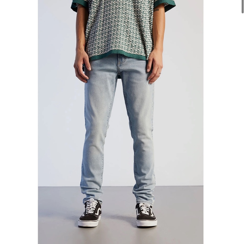 PacSun Light-wash Skinny Jeans Men’s Size 30x30 Medium